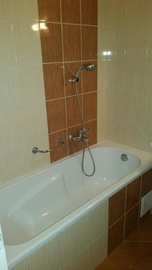Hotel Soermester Szarvas Bagian luar foto